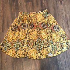 Lularoe l large Madison skirt yellow gold new